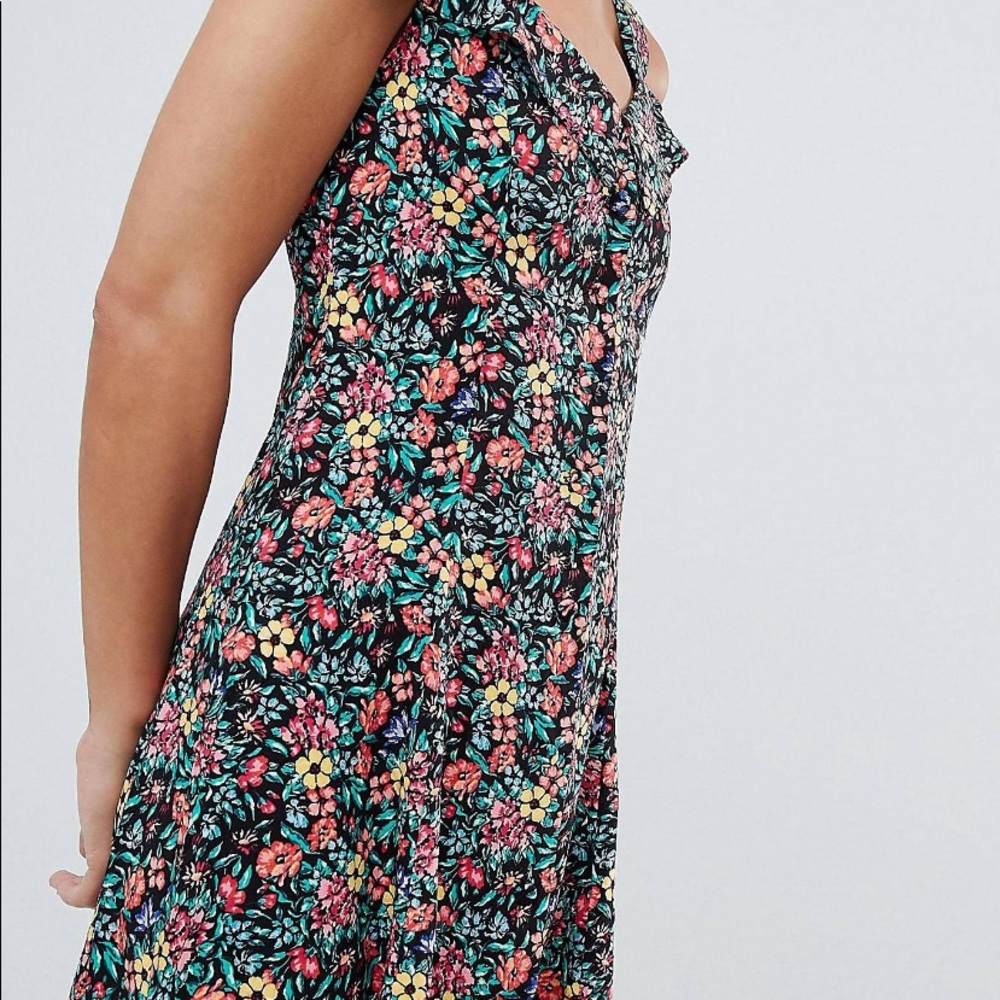 Womens Floral button up Mango dress Medium